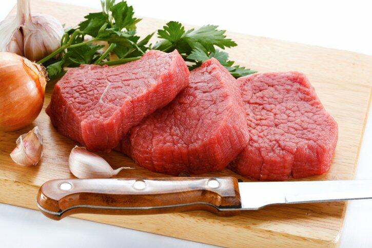 O consumo de carne vermelha aumenta o risco cardíaco?